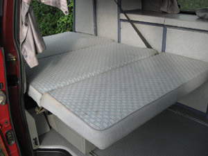 1990CaliforniaLowerBed