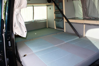 2001CaliforniaGenLowerBed
