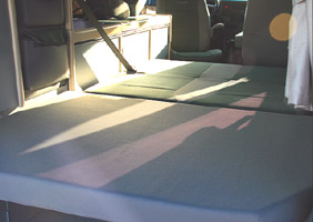 2003CaliforniaFreestyleBed